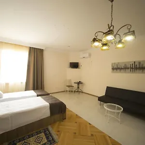 3* Hotel Log Boutique